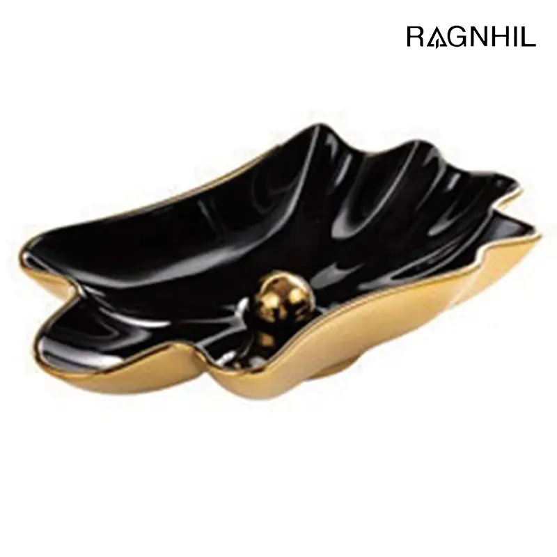 Elegant Shell-like Art Basi...